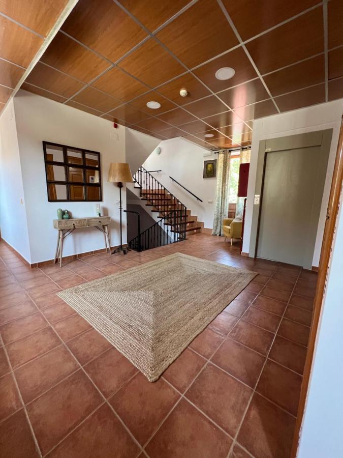 Hostal Villa El Colmenar Момбельтран Экстерьер фото