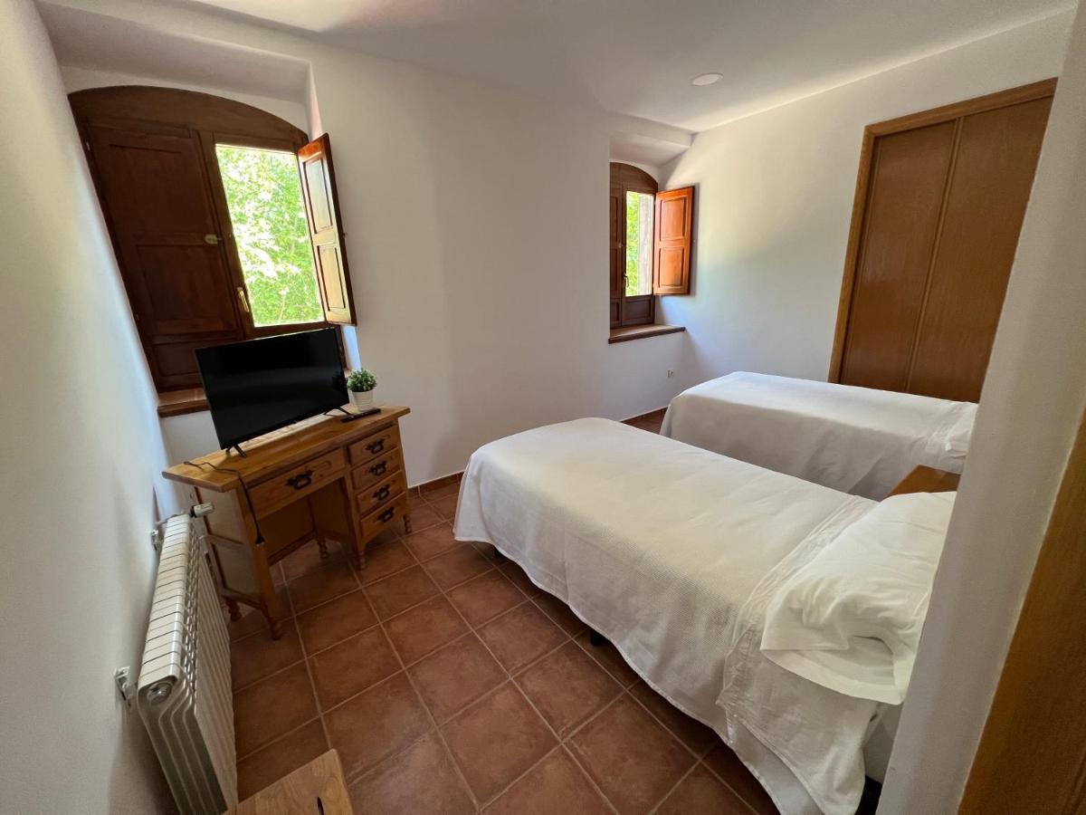 Hostal Villa El Colmenar Момбельтран Экстерьер фото